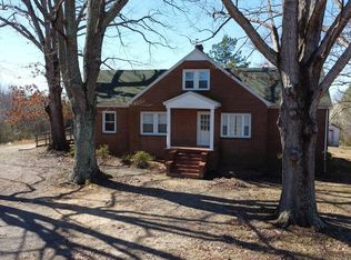 152 Millsville Ln, Danville, VA 24540