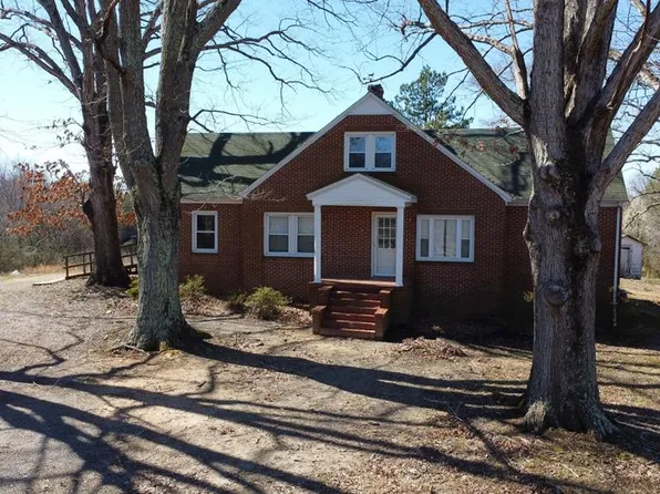 152 Millsville Ln, Danville, VA 24540