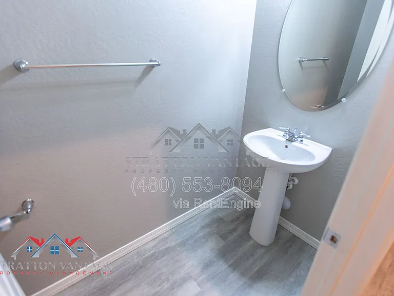 11689 N 166th Dr — Photo 12