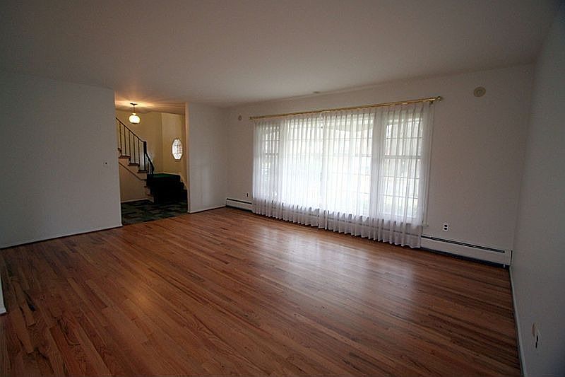 1st image of 3623 Frederick Dr
