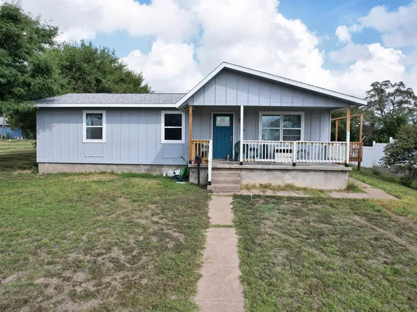 210 W Cedar St, Hill City, KS 67642