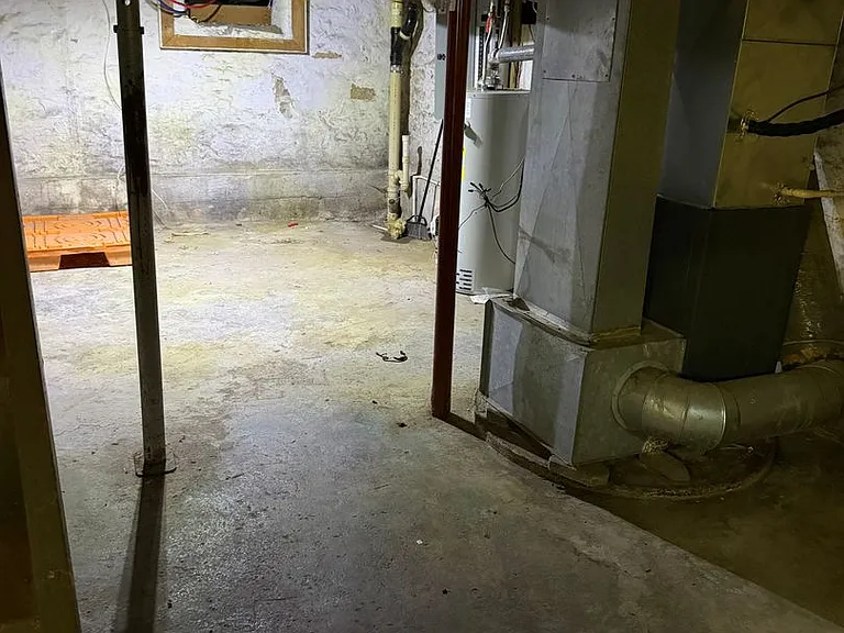 49 S Clay St — Photo 8