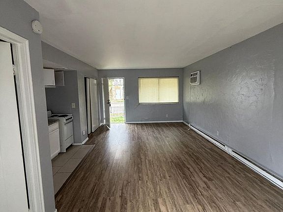 2nd image of 2965 W McMicken Ave #2955-01
