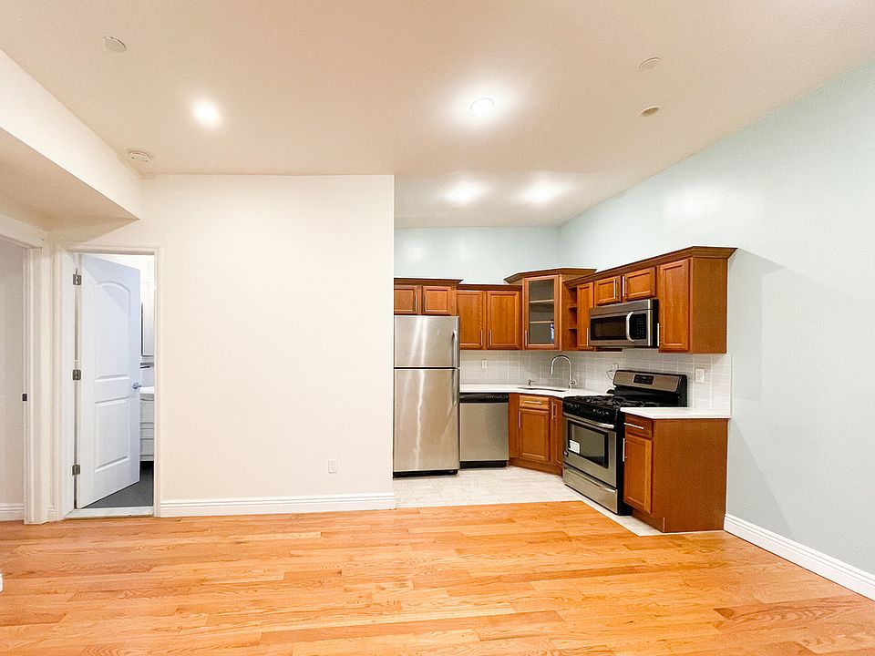 1st image of 555 Eastern Pkwy APT 4C