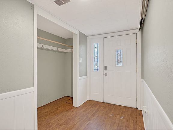 3rd image of 5217 Broadlea Rd