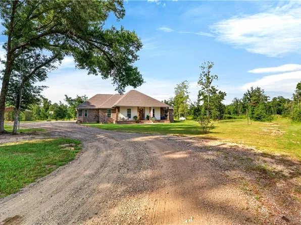 40 Thompson Ln, Carriere, MS 39426