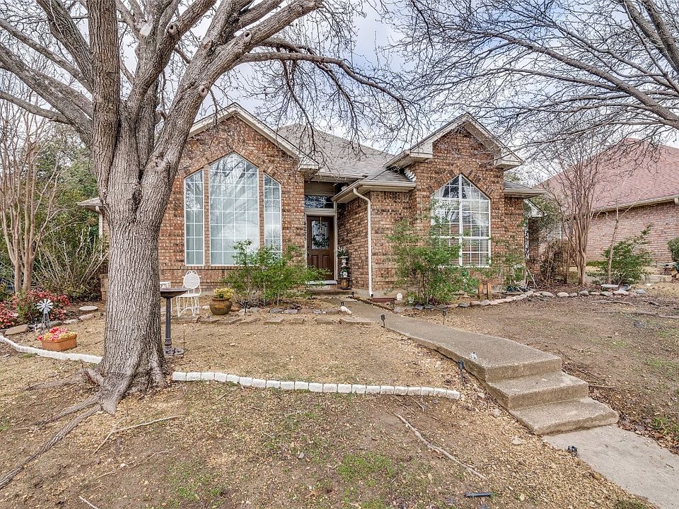 1st image of 4225 Crestedge Dr