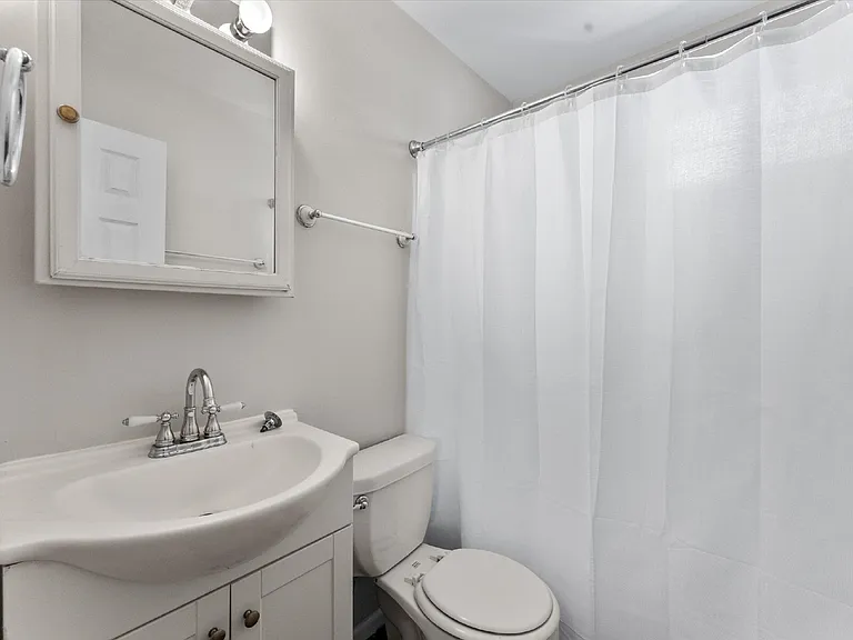 411 Roxana Rd #411 ROXANA ROAD — Photo 17
