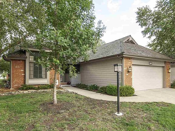 2nd image of 2503 N Rock Ct