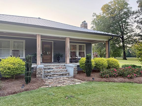 2nd image of 7837 Lizelia Rd