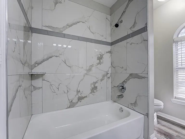 12415 Silversmine Dr — Photo 34