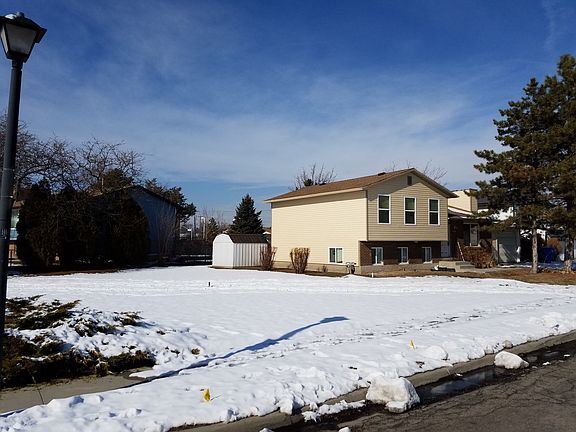 3rd image of 5446 S Hugoton Dr