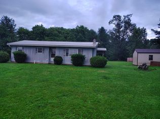 134 Railroad St, Oak Ridge, PA 16245