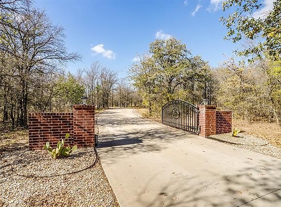 3rd image of 278 Private Road 1404