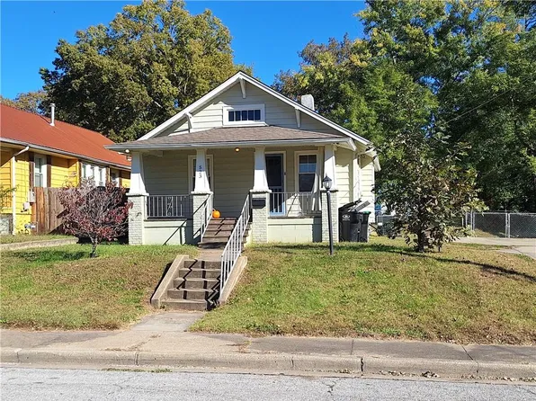 523 S Osage St, Independence, MO 64050