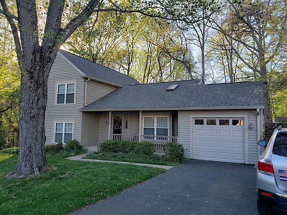 3rd image of 9618 Chapel Hill Dr