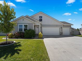 707 N Heliopolis Way, Star, ID 83669