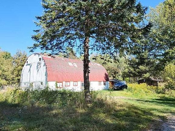 2nd image of 2405 S Gale Rd