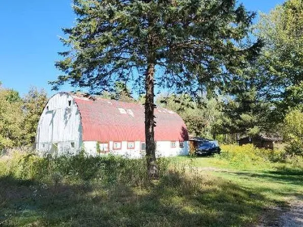 2405 S Gale Rd, Eaton Rapids, MI 48827