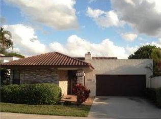 6884 Palmar Ct, Boca Raton, FL 33433