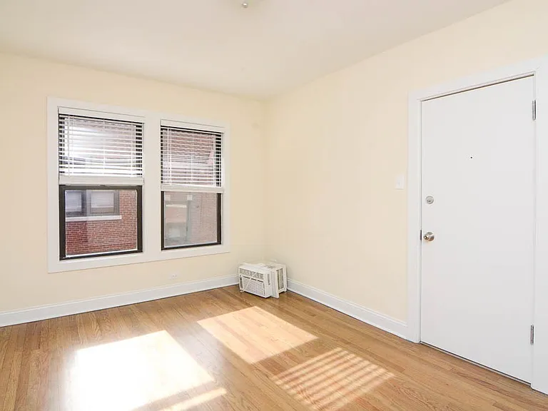 2643 N Spaulding Ave #E4 — Photo 6