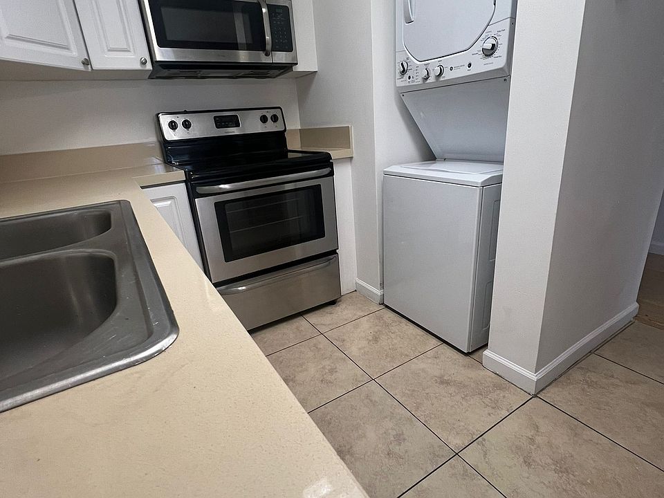 1st image of 10090 NW 80th Ct APT 1348