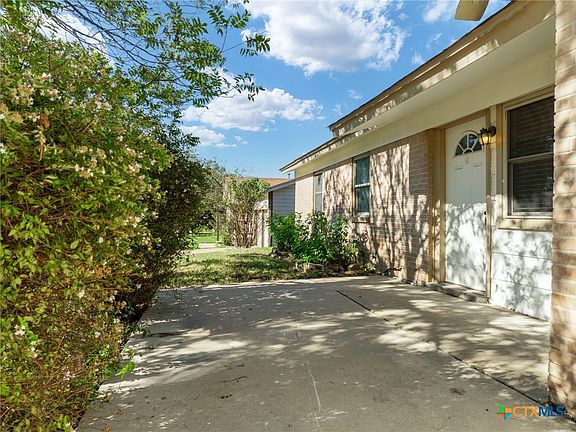 5th image of 1208 S 9th St