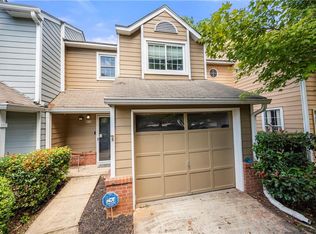 3253 Long Iron Dr, Lawrenceville, GA 30044