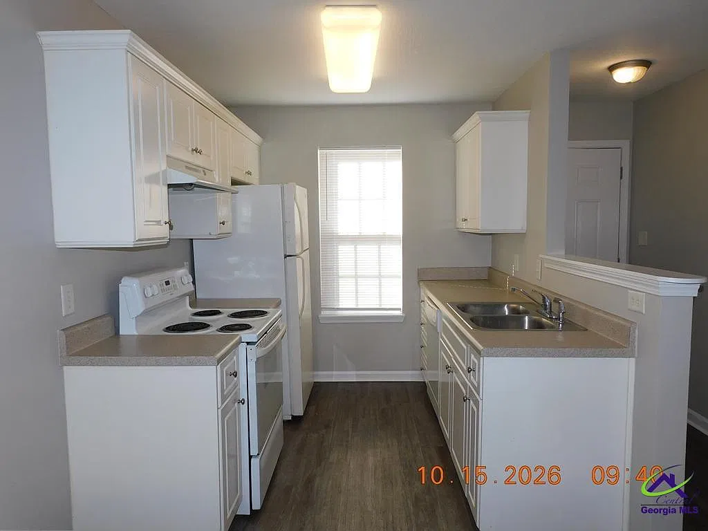 2 bed, 2.0 bath, 1092 sqft, $1,325 — Photo 3
