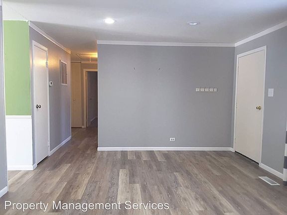 5th image of 23698 Forestview Ave