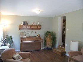 2nd image of 787 E Main St
