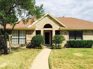 2511 Meadow Ridge Dr, Mesquite, TX 75150