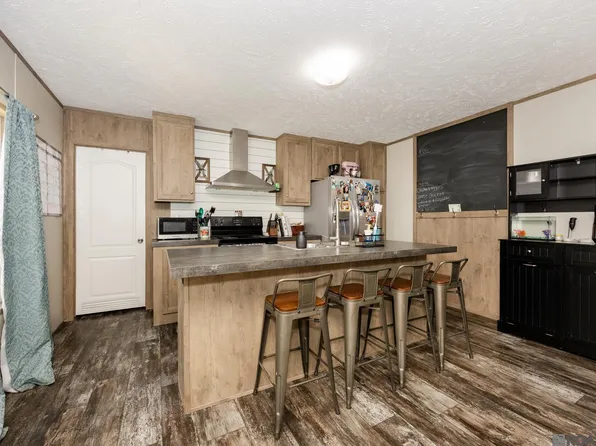 34151 Cane Market Rd, Walker, LA 70785