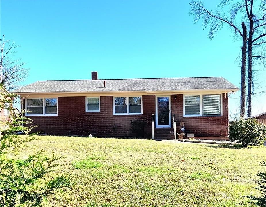 1st image of 804 Jerilyn Dr