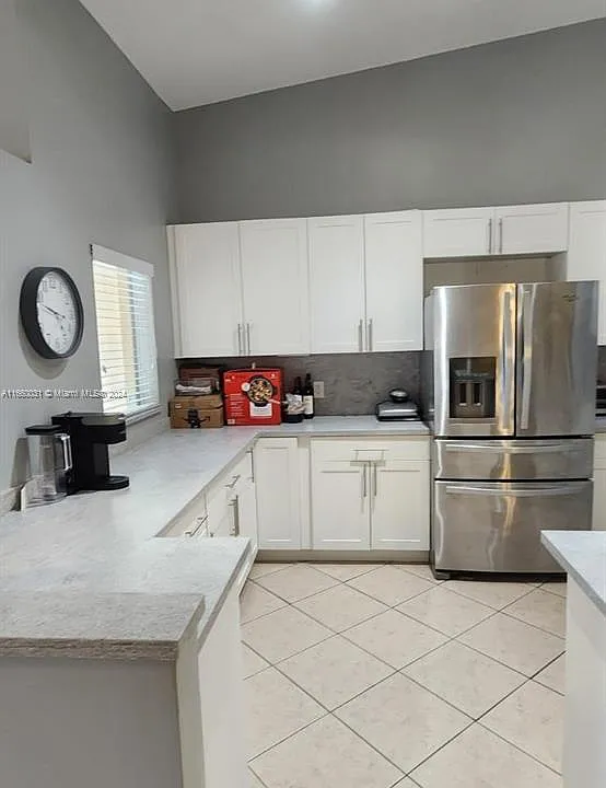 13851 Oneida Dr