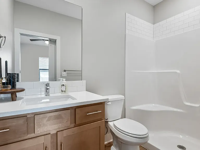 200 E Janet Ave — Photo 7