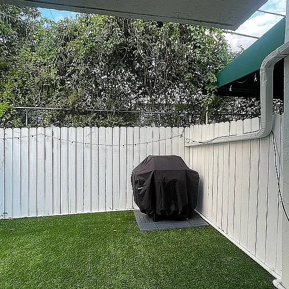 3607 SW 17th St — Photo 4