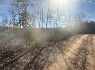 4 George Walter Rd, Bolivar, TN 38008