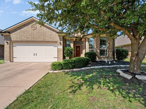 7810 Black Willow Ln, Arlington, TX 76002