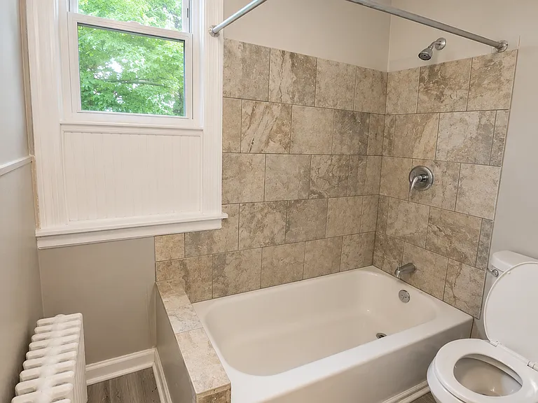19 Elliott St #B — Photo 7