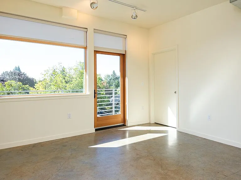 Move the House — Photo 9