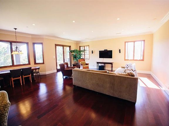 5th image of 4831 Redondo Dr