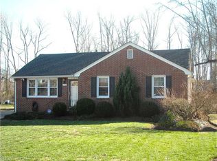 2845 Flag Rd, Chesapeake, VA 23323