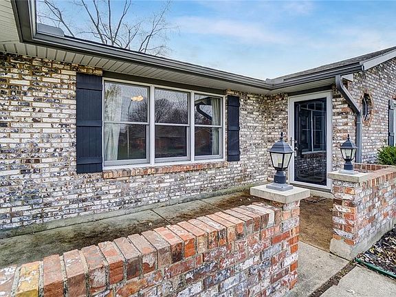3rd image of 4196 Gorman Ave