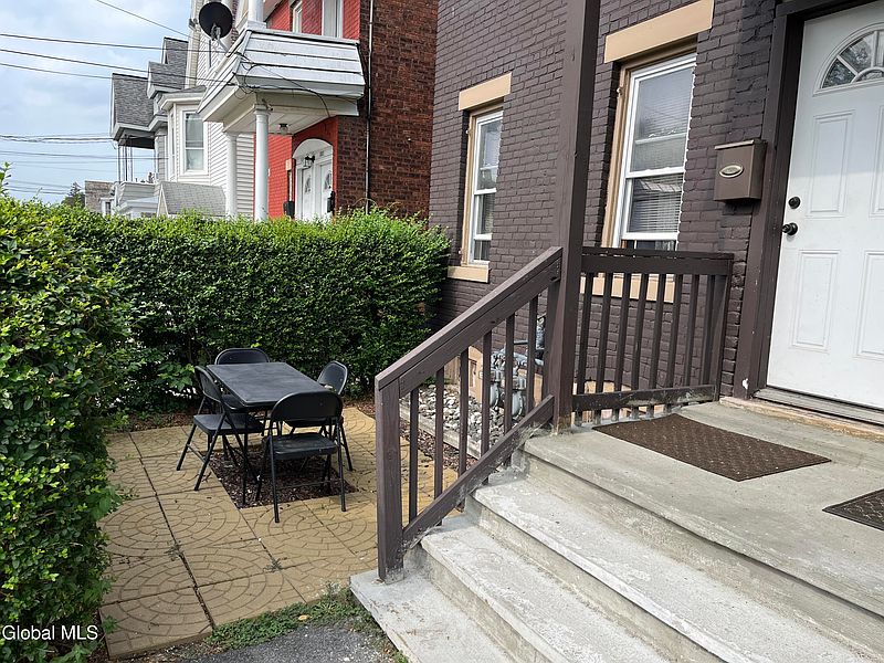 2nd image of 1695 Foster Avenue