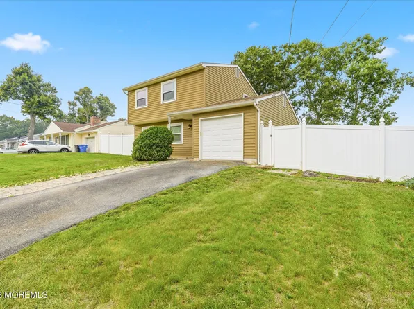 1948 Teakwood Road, Toms River, NJ 08753