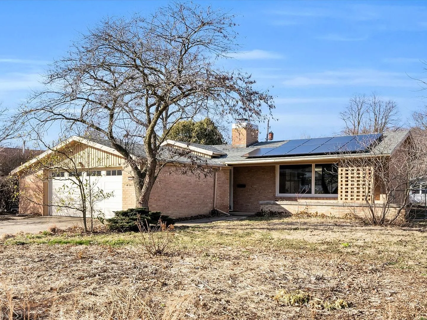 306 Sunnycrest Ct W photo 1