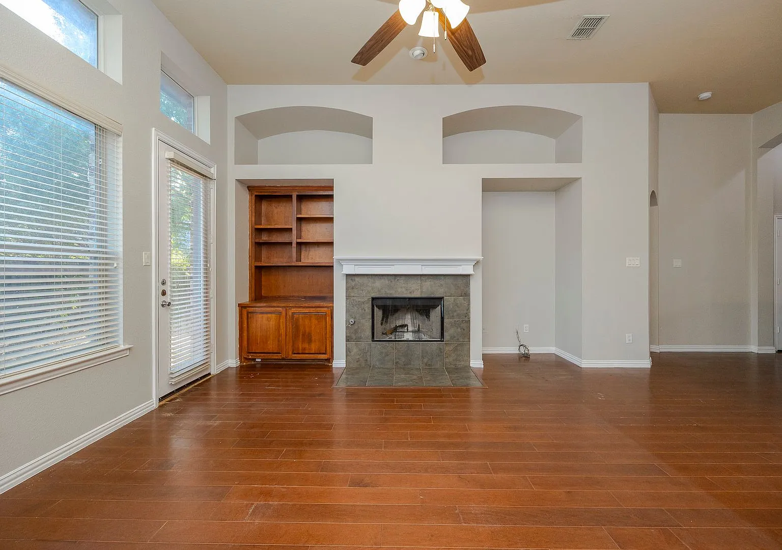 Beautiful 4 bedrm 2 bath one story home in Frisco ISD with Exemplary schools — Photo 4