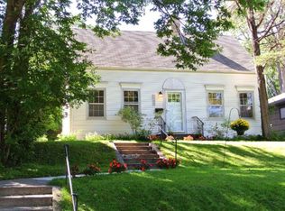 2380 Carter Ave, Saint Paul, MN 55108