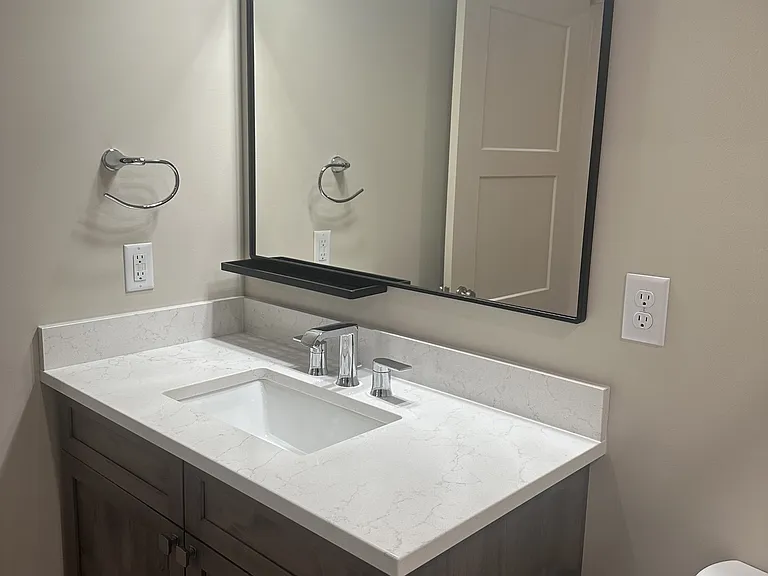 4 Laurel Hill Dr #2 — Photo 10